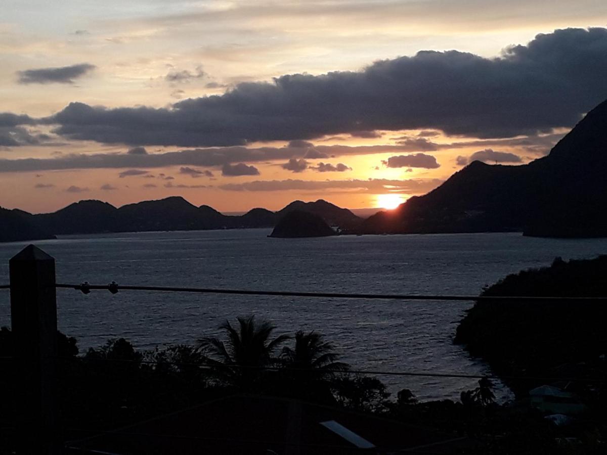 Ti Kaz Anoli Vue Epoustouflante Sur La Baie Villa Terre-de-Bas Exterior foto